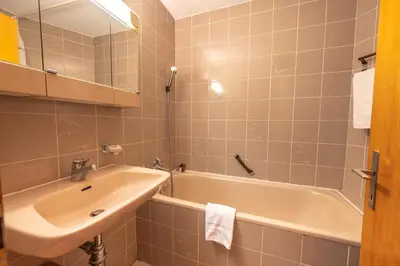 Ein Badezimmer in der Unterkunft Eden Resort Anzère