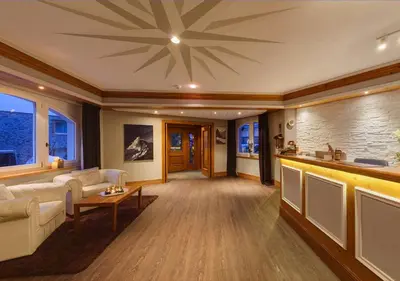 Ein Sitzbereich in der Unterkunft Hotel Albatros