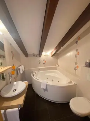 Ein Badezimmer in der Unterkunft Hotel Garni Jägerhof