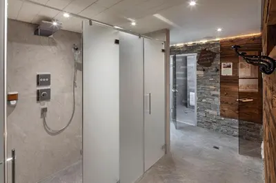 Ein Badezimmer in der Unterkunft Annex Antika