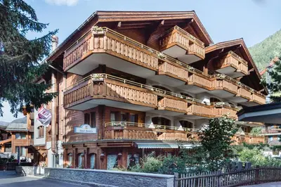 Das Gebäude in dem sich das Hotel befindet
