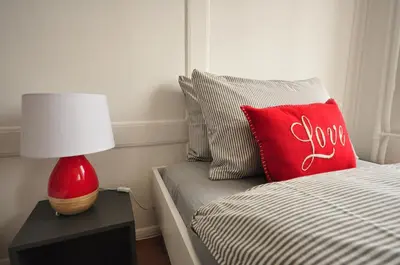 Ein Bett oder Betten in einem Zimmer der Unterkunft Townhouse II Sleeps 12 guests Central