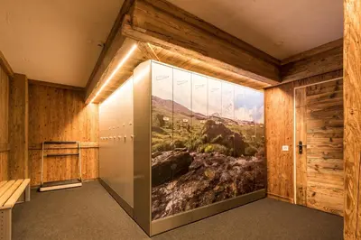 Ein allgemeiner Bergblick oder ein Berglick von des Hotels aus