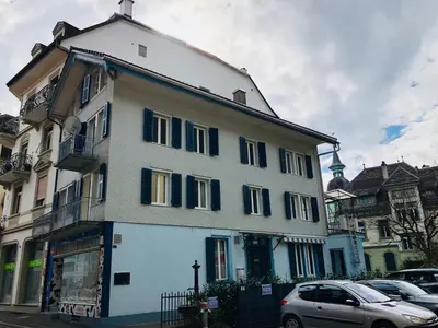 Das Gebäude in dem sich das Gasthaus befindet
