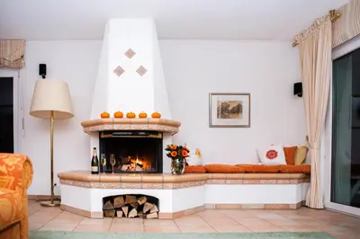 Ein Sitzbereich in der Unterkunft Chalet Kliben