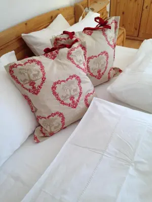 Ein Bett oder Betten in einem Zimmer der Unterkunft Millennium top view