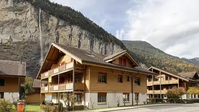 Ein allgemeiner Bergblick oder ein Berglick von der Ferienwohnung aus