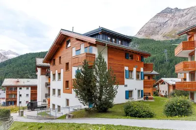 Ein allgemeiner Bergblick oder ein Berglick von der Ferienwohnung aus