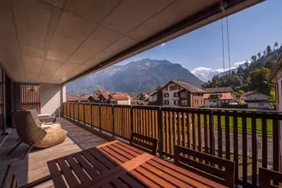 Ein allgemeiner Bergblick oder ein Berglick von der Ferienwohnung aus