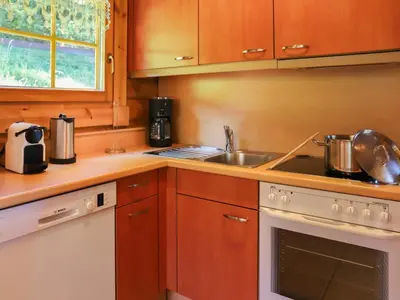 Küche/Küchenzeile in der Unterkunft Chalet Edelweiss by Interhome