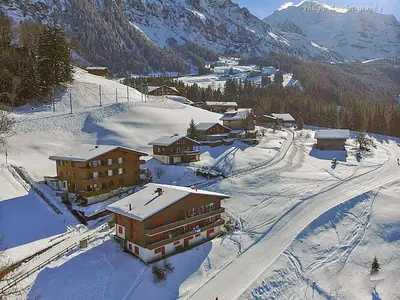 Apartment Tschingelhorn Apt- R by Interhome im Winter