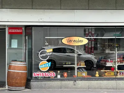 Ein Zertifikat, Auszeichnung, Logo oder anderes Dokument, das in der Unterkunft Swiss Holidays-City Apartments Interlaken ausgestellt ist