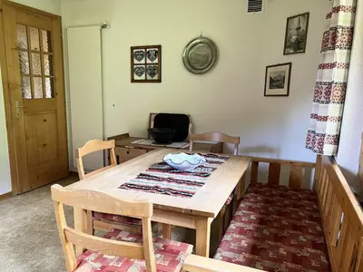 Ein Sitzbereich in der Unterkunft Apartment Akelei - gross by Interhome