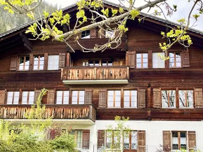 Das Gebäude in dem sich die Ferienwohnung befindet