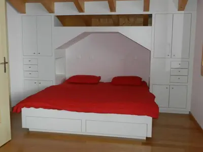 Ein Bett oder Betten in einem Zimmer der Unterkunft Apartment Gletscherblick- Chalet by Interhome