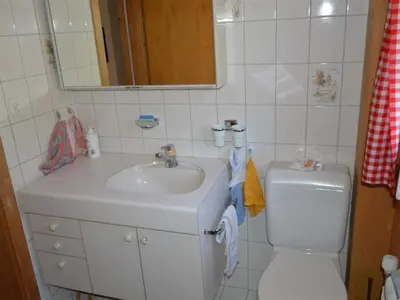 Ein Badezimmer in der Unterkunft Apartment Lydia by Interhome