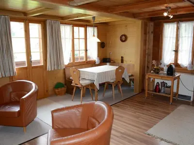 Ein Sitzbereich in der Unterkunft Apartment Marmotte- Chalet by Interhome