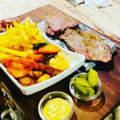 Essen im Hotel oder in der Nähe