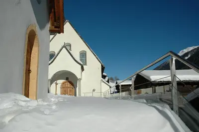 Ein allgemeiner Bergblick oder ein Berglick von des Hotels aus