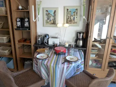 Kaffee-/Teezubehör in der Unterkunft Studio Jeanne D'Arc Apt- E-36 by Interhome
