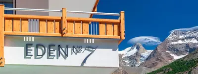 Ein allgemeiner Bergblick oder ein Berglick von des Hotels aus