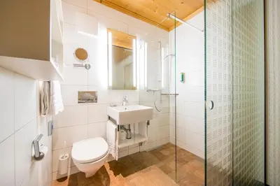 Ein Badezimmer in der Unterkunft Hotel Alpbach