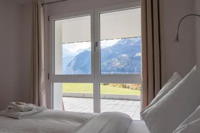 Ein allgemeiner Bergblick oder ein Berglick von der Ferienwohnung aus