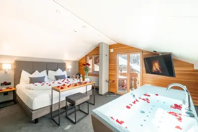 Ein Bett oder Betten in einem Zimmer der Unterkunft Hotel AMBiANCE