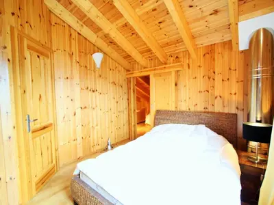 Ein Bett oder Betten in einem Zimmer der Unterkunft Chalet in Rhone Valley near Ski Lift