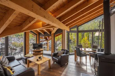 Ein Sitzbereich in der Unterkunft 22 Summits Apartments