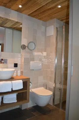 Ein Badezimmer in der Unterkunft 22 Summits Apartments