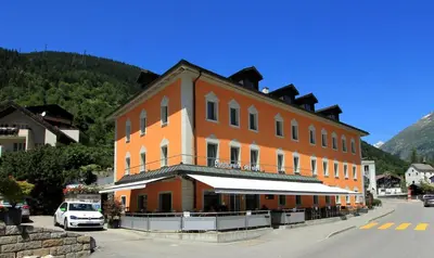Ein allgemeiner Bergblick oder ein Berglick von des Hotels aus