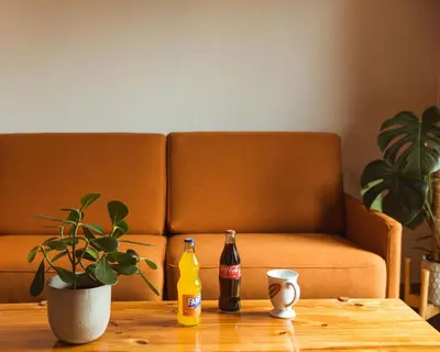 Ein Sitzbereich in der Unterkunft Waldhuus Bellary