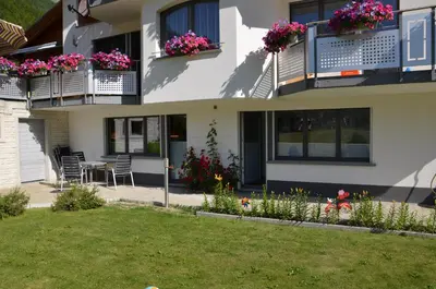 Ein Garten an der Unterkunft Haus Samurai