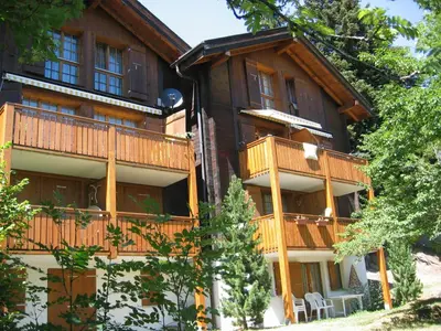 Das Gebäude in dem sich die Ferienwohnung befindet