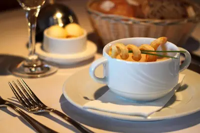 Essen im Hotel oder in der Nähe