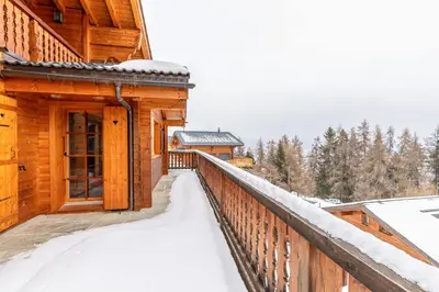 Croix Noires FABULOUS & LUXURY chalet 11 pers by Alpvision Résidences im Winter