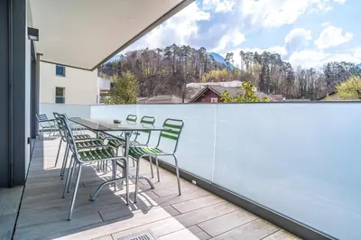 Ein Balkon oder eine Terrasse in der Unterkunft Apartment Flüehblüemli - GRIWA RENT AG