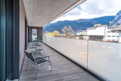 Ein allgemeiner Bergblick oder ein Berglick von der Ferienwohnung aus