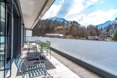 Ein allgemeiner Bergblick oder ein Berglick von der Ferienwohnung aus