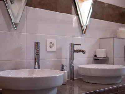 Ein Badezimmer in der Unterkunft Chalet Papillon by Interhome