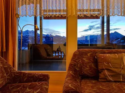 Ein allgemeiner Bergblick oder ein Berglick von der Ferienwohnung aus