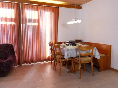 Ein Sitzbereich in der Unterkunft Apartment Rehli by Interhome