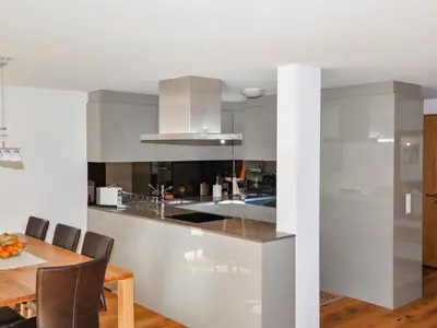 Küche/Küchenzeile in der Unterkunft Apartment Blauherd by Interhome