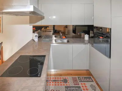 Küche/Küchenzeile in der Unterkunft Apartment Blauherd by Interhome