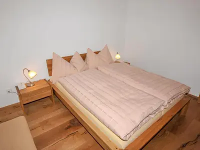 Ein Bett oder Betten in einem Zimmer der Unterkunft Apartment Blauherd by Interhome