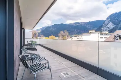 Ein allgemeiner Bergblick oder ein Berglick von der Ferienwohnung aus