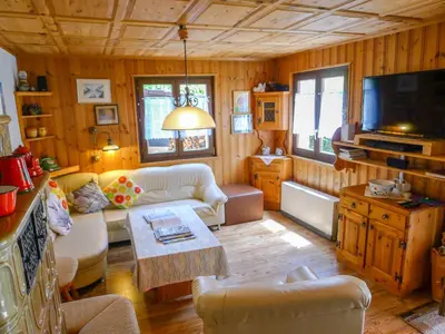 Ein Sitzbereich in der Unterkunft Chalet Chalet Walliserträumli - BET410 by Interhome