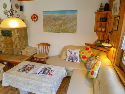 Ein Sitzbereich in der Unterkunft Chalet Chalet Walliserträumli - BET410 by Interhome