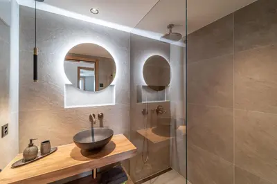 Ein Badezimmer in der Unterkunft Dalias Ferienparadies Apartment EDELWEISS 6P